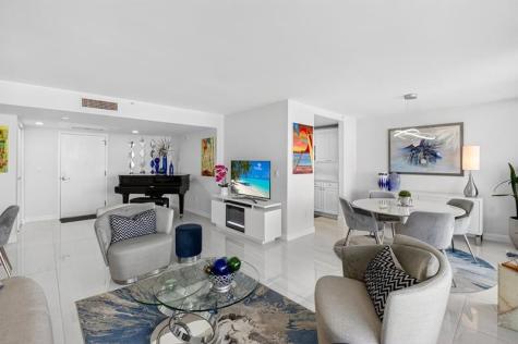 899 Jeffery Street Boca Raton FL 33487