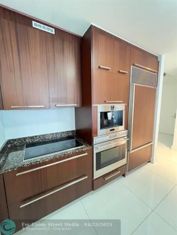 16001 Collins Avenue Sunny Isles Beach FL 33160