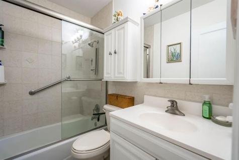 2100 NE 38th Street Lighthouse Point FL 33064