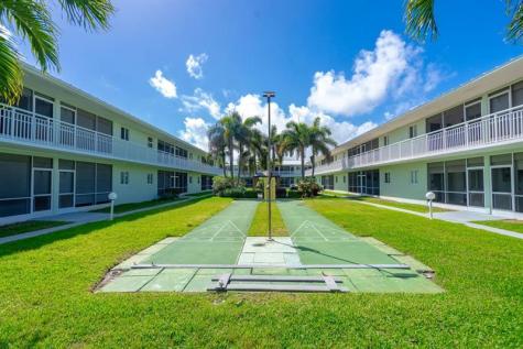 2100 NE 38th Street Lighthouse Point FL 33064