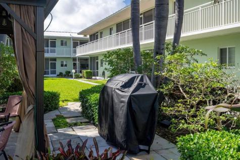 2100 NE 38th Street Lighthouse Point FL 33064