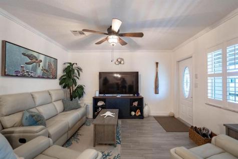 2100 NE 38th Street Lighthouse Point FL 33064