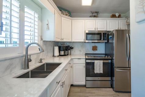 2100 NE 38th Street Lighthouse Point FL 33064