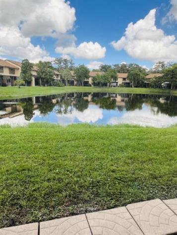 3966 Cocoplum Circle Coconut Creek FL 33063