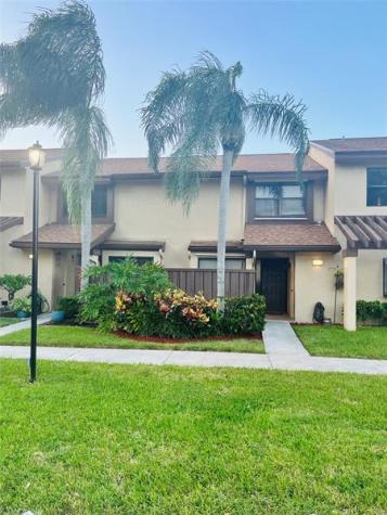 3966 Cocoplum Circle Coconut Creek FL 33063