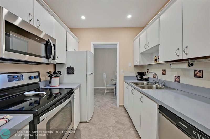 400 N Riverside Drive Pompano Beach FL 33062