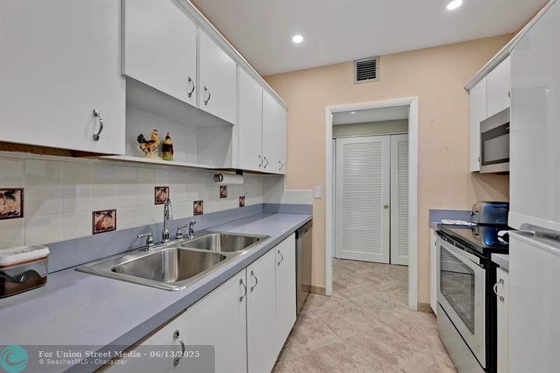 400 N Riverside Drive Pompano Beach FL 33062