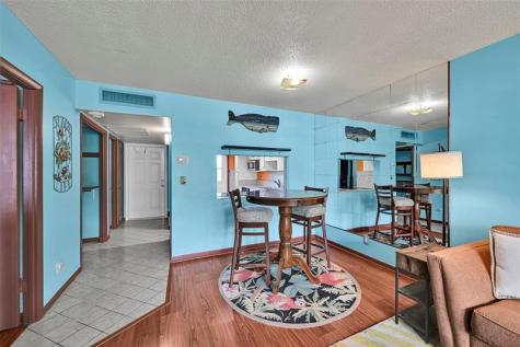 2223 Park Lane Hollywood FL 33021