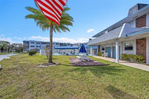2223 Park Lane Hollywood FL 33021