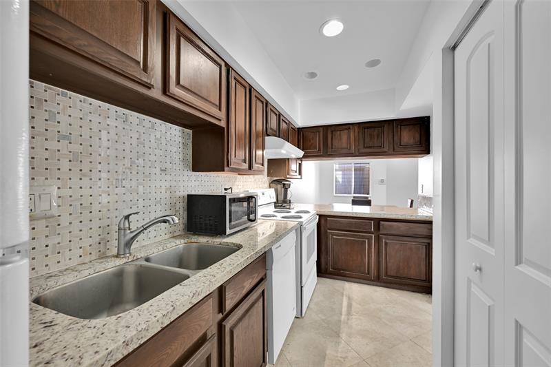 4011 Coral Springs Drive Coral Springs FL 33065