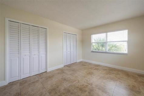 2555 NE 11th Street Fort Lauderdale FL 33304