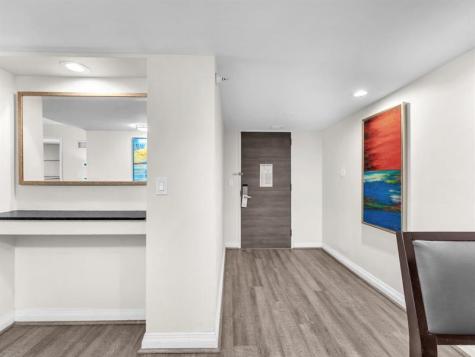 2670 E Sunrise Boulevard Fort Lauderdale FL 33304