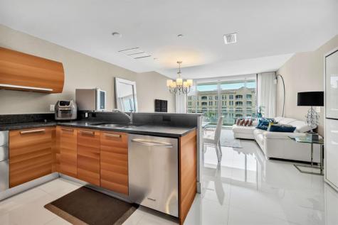 2950 NE 188th Street Aventura FL 33180