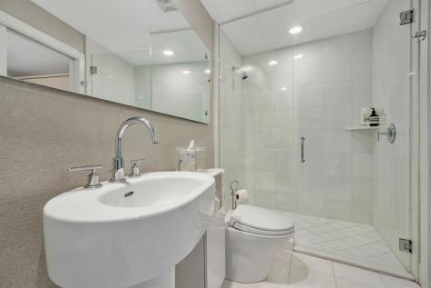 2950 NE 188th Street Aventura FL 33180