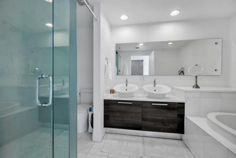 2950 NE 188th Street Aventura FL 33180