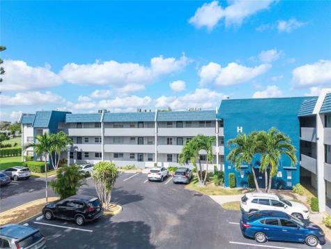 7807 Golf Circle Drive Margate FL 33063