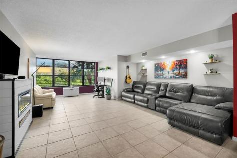 2659 Carambola Circle N Coconut Creek FL 33066