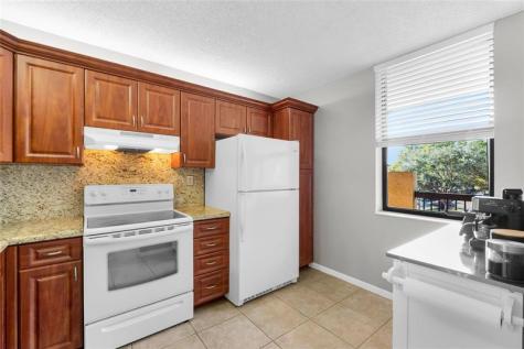 2659 Carambola Circle N Coconut Creek FL 33066