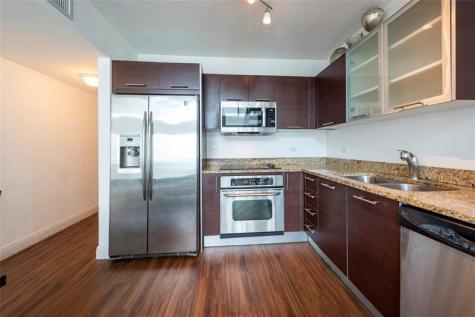 41 SE 5th Street Miami FL 33131