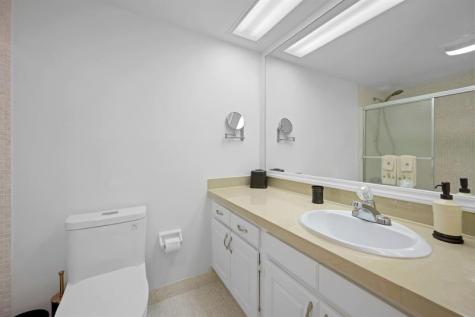 2901 S Palm Aire Drive Pompano Beach FL 33069