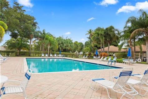 2901 S Palm Aire Drive Pompano Beach FL 33069