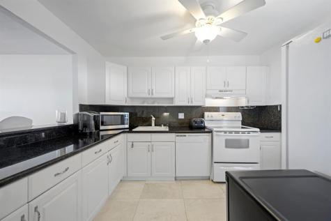 2901 S Palm Aire Drive Pompano Beach FL 33069
