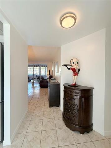 2901 NW 48th Avenue Lauderdale Lakes FL 33313