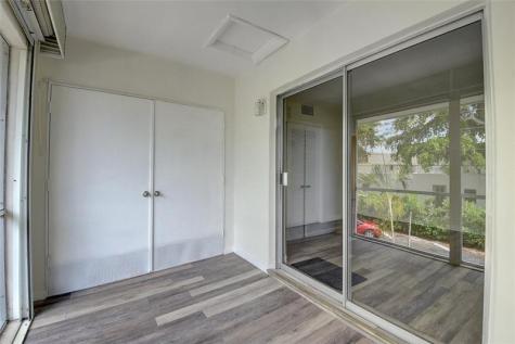 30 SE 13th Street Boca Raton FL 33432