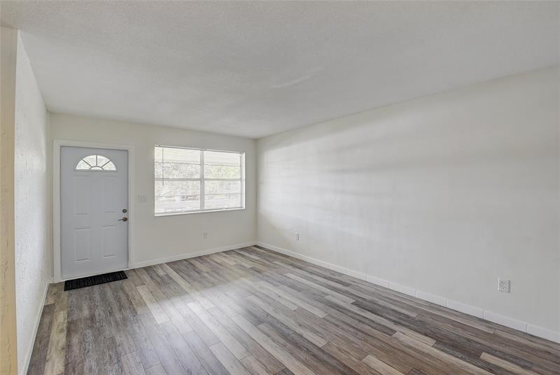 30 SE 13th Street Boca Raton FL 33432