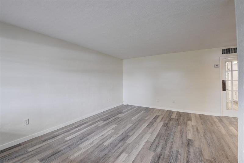 30 SE 13th Street Boca Raton FL 33432