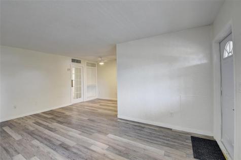 30 SE 13th Street Boca Raton FL 33432