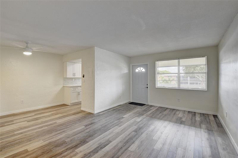 30 SE 13th Street Boca Raton FL 33432