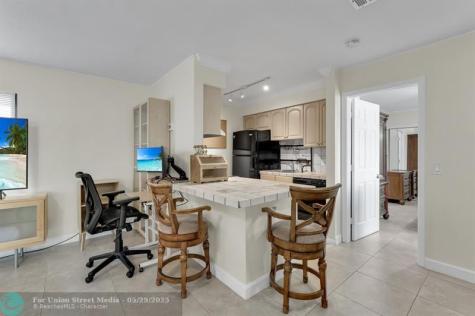 27 Crossings Circle Boynton Beach FL 33435