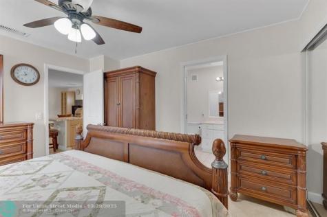 27 Crossings Circle Boynton Beach FL 33435