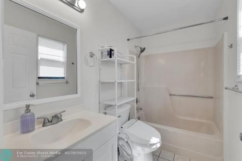 27 Crossings Circle Boynton Beach FL 33435