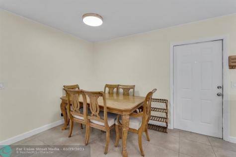 27 Crossings Circle Boynton Beach FL 33435