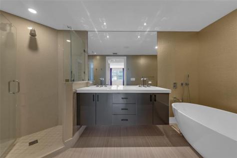 1532 SE 12th Street Fort Lauderdale FL 33316