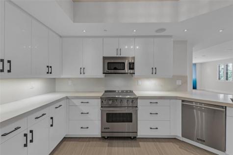 1532 SE 12th Street Fort Lauderdale FL 33316