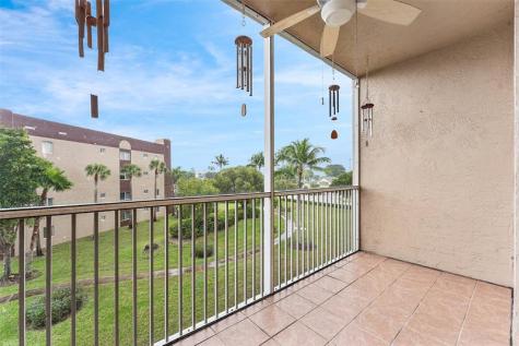 7647 Southampton Terrace Tamarac FL 33321