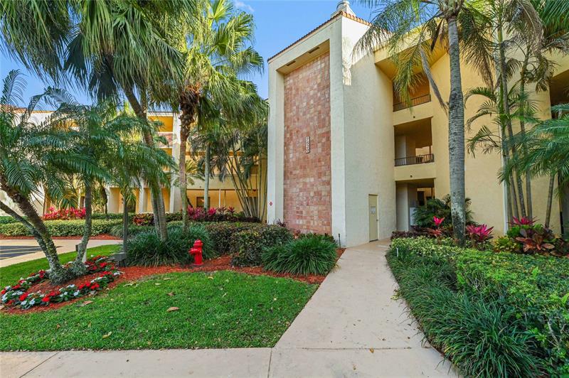 7520 La Paz Boulevard Boca Raton FL 33433