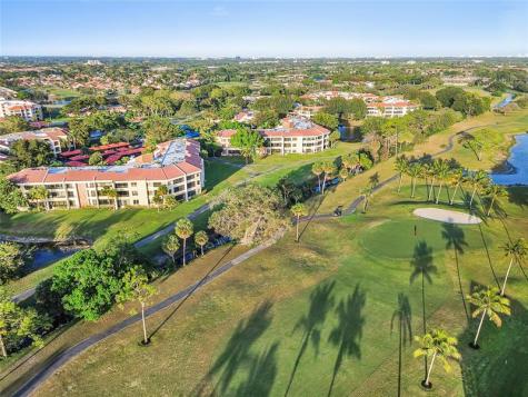 7520 La Paz Boulevard Boca Raton FL 33433