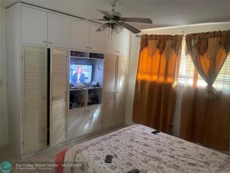 16790 NE 14th Avenue Miami FL 33162