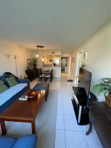 3181 Riverside Drive Coral Springs FL 33065