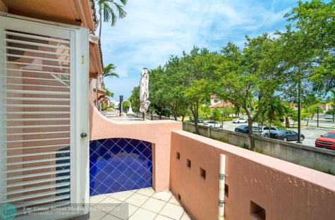 2005 Oceanwalk Terrace Pompano Beach FL 33062