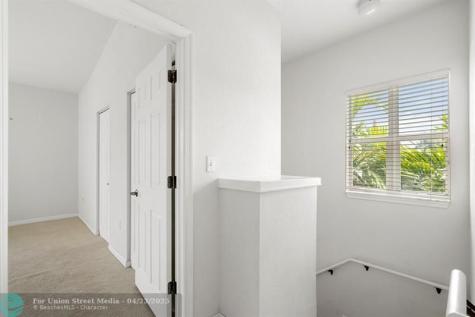 2005 Oceanwalk Terrace Pompano Beach FL 33062