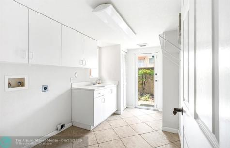 2005 Oceanwalk Terrace Pompano Beach FL 33062