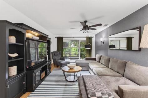 6621 Via Regina Boca Raton FL 33433