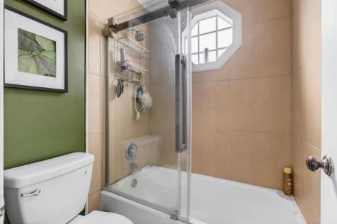 6621 Via Regina Boca Raton FL 33433