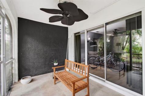 6621 Via Regina Boca Raton FL 33433