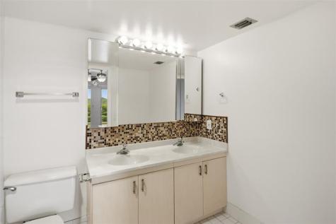 2505 Antigua Terrace Coconut Creek FL 33066